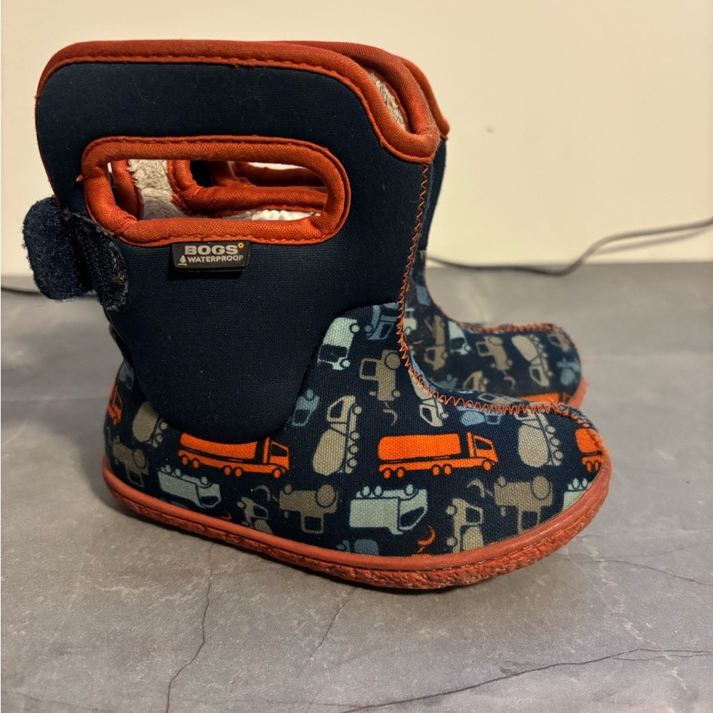 Bogs size 7 - Picture 2 of 5